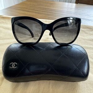 CHANEL Glossy Black Sunglasses